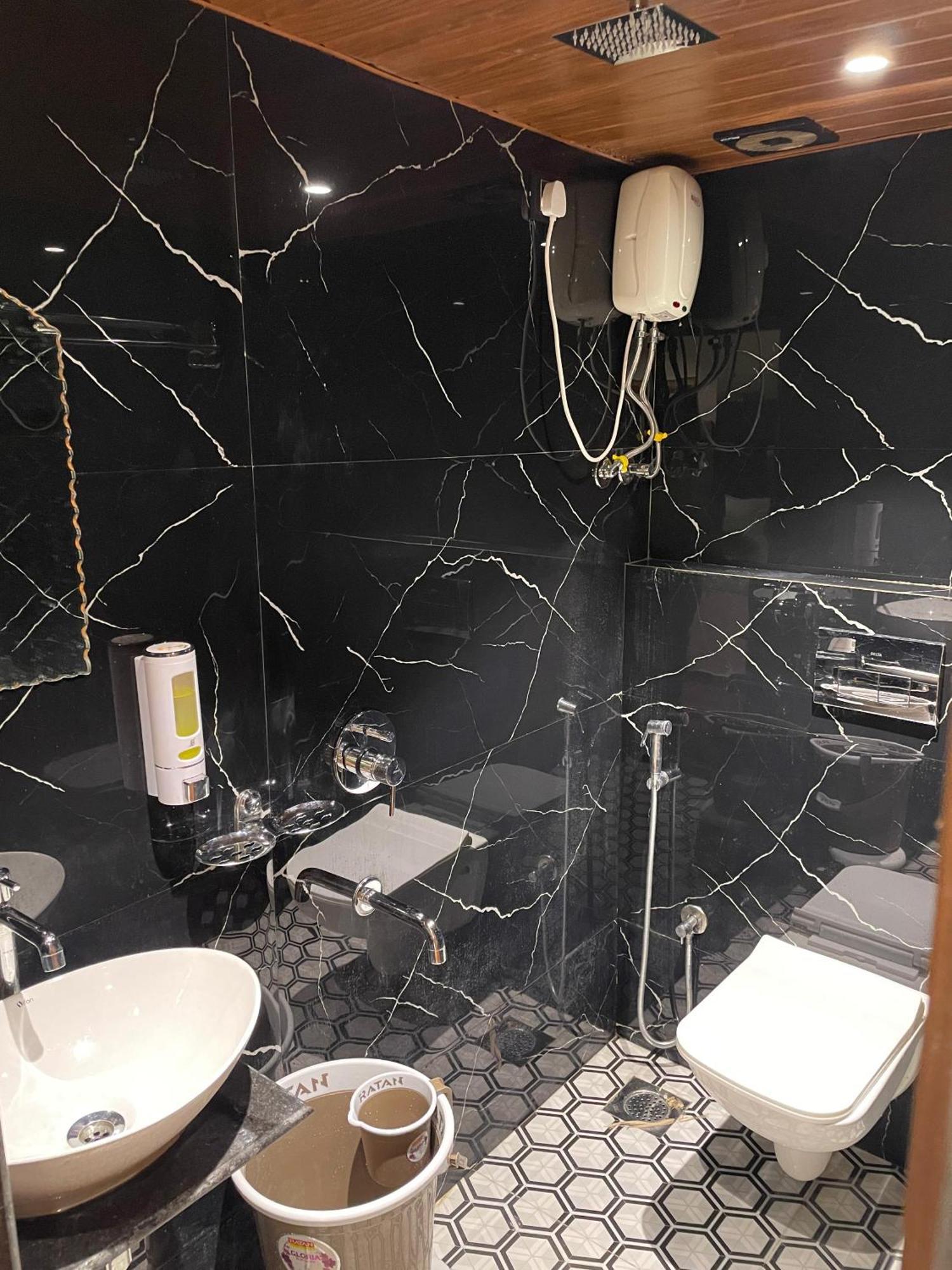 Hotel Sai Palace- Near Tata Memorial Hospital Mumbai Eksteriør bilde