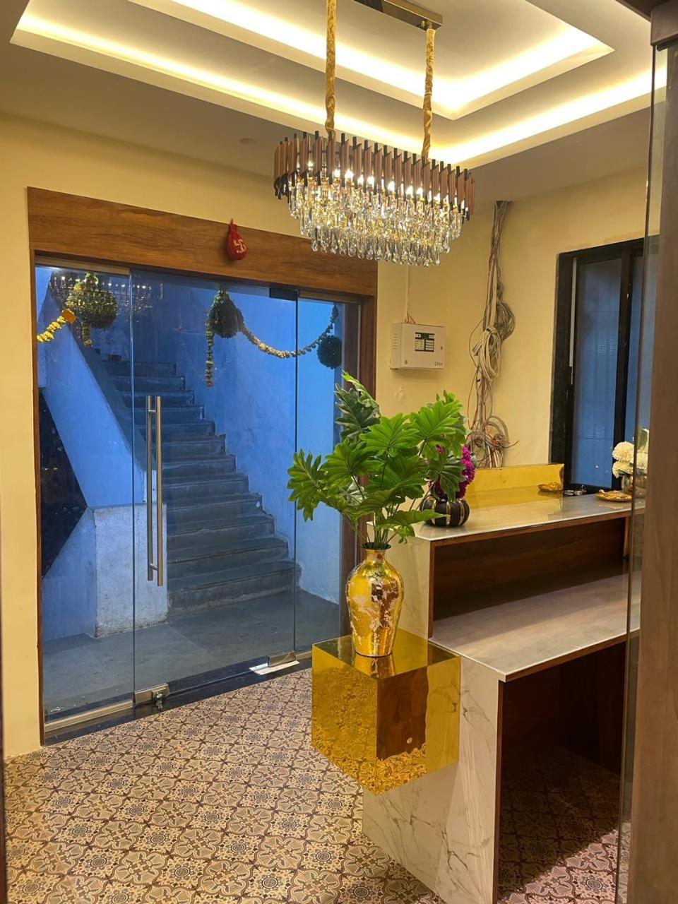 Hotel Sai Palace- Near Tata Memorial Hospital Mumbai Eksteriør bilde